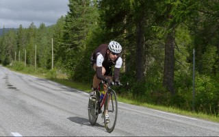 爱游戏体育_终极悬念！皇马决战前夜静待姆巴佩名单奇迹 安帅手握秘密武器迎关键战役