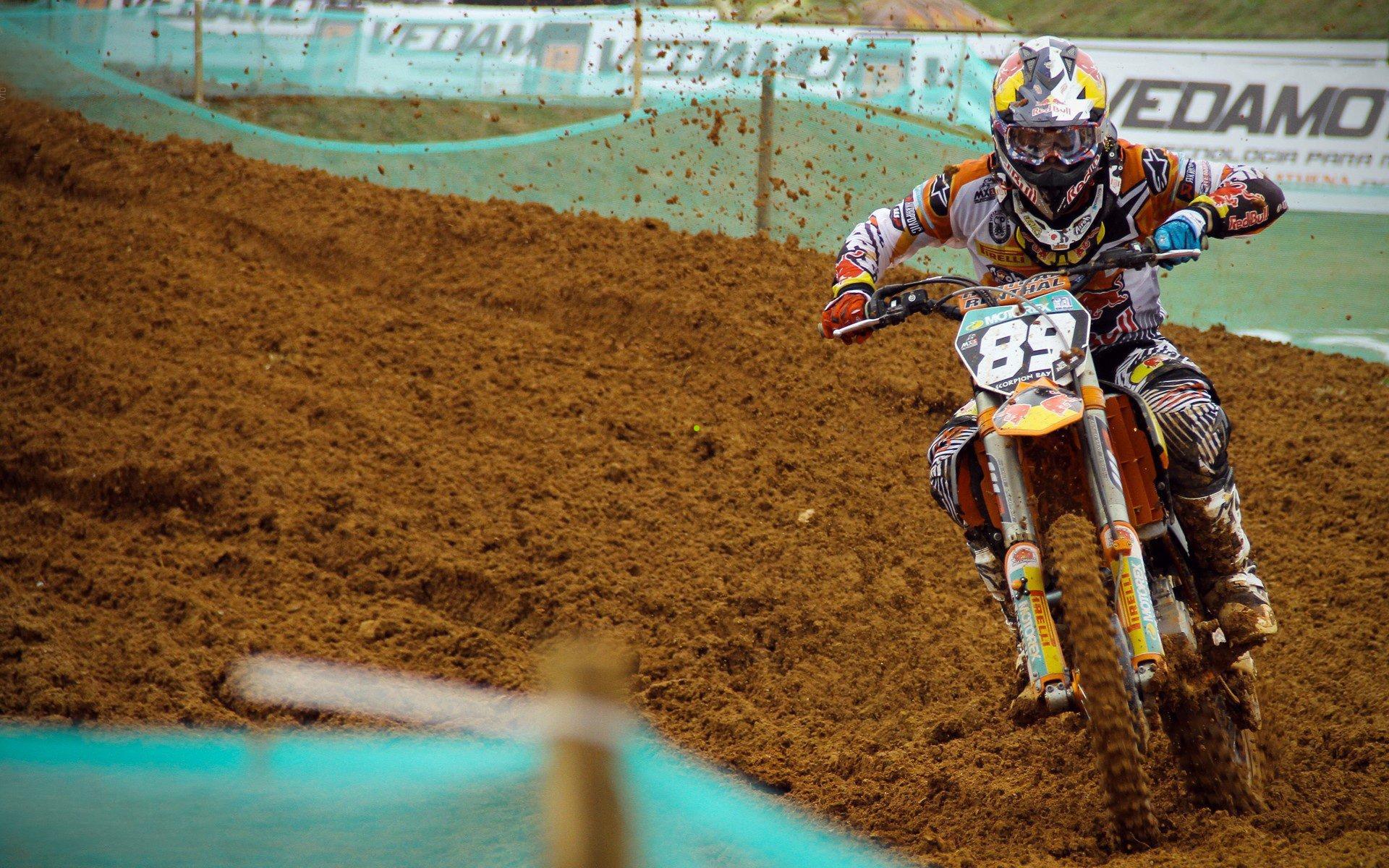 爱游戏|S9四强赛悬念解码，不可预测性如何重塑电竞赛事格局-第3张图片-爱游戏-爱游戏体育_爱游戏(AYX)官方网站-AI YOU XI